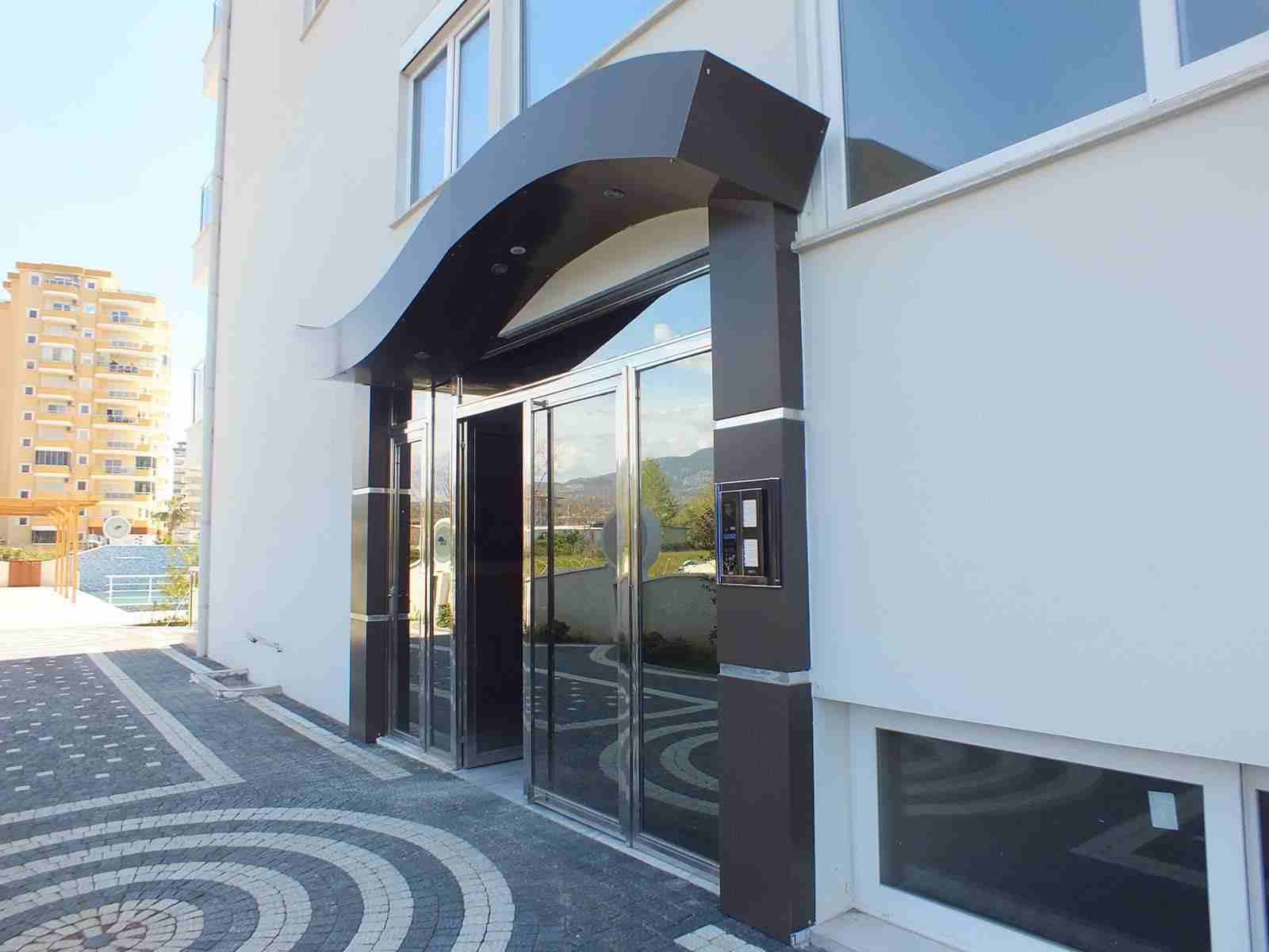 شقق بمواصفات فندقية في الانيا تسليم مفتاح، بسعر اقل من 65000 دولار
منتجع على بعد 250 متر فقط من البحر ويتميز بموقع رائع بين كيستيل ومحمودلار بمدينة ألانيا.
يوفر إطلالة مذهلة على البحر والجبال ومسبح...