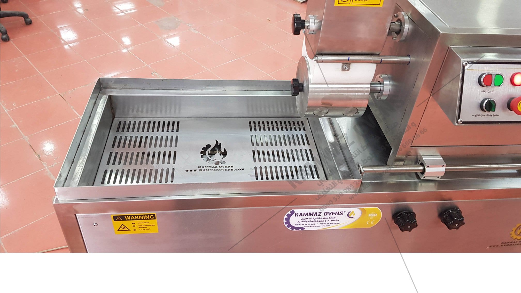 ماكينة الفلافل
Falafel making machine
•القدرة الإنتاجية 2500 قرص فلافل في الساعة
•مصنوعة بالكامل من مادة الستانلس ستيل
•الرأس المتحرك مصنوع من مادة الستانلس ستيل
•سهولة فك الرأس ا...